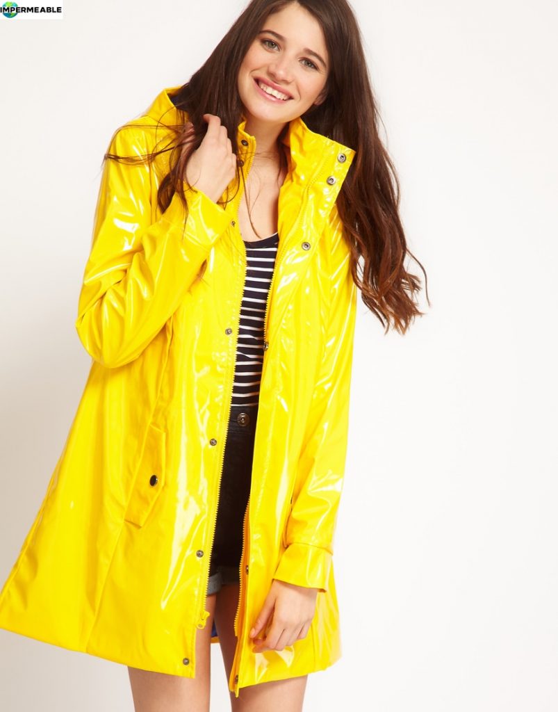 impermeable amarillo mujer